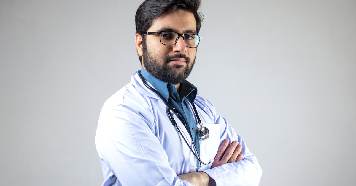 Best Teeth Whitening Gel UK: a Professional's Honest Perspective